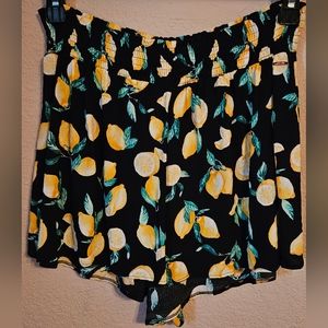 🌞Victoria Secret's Pink Lemon high-waisted shorts